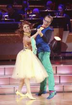 Танцы со звездами: 446x640 / 45 Кб