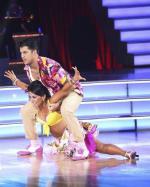 Танцы со звездами: 516x640 / 53 Кб