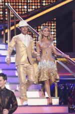 Танцы со звездами: 420x640 / 61 Кб