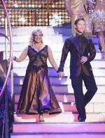 Танцы со звездами: 487x640 / 67 Кб