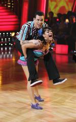 Танцы со звездами: 450x725 / 60 Кб