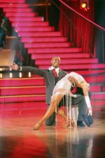 Танцы со звездами: 427x640 / 43 Кб