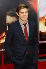 Боевой конь: 1365x2048 / 339 Кб