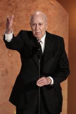 Betty White's 90th Birthday: A Tribute to America's Golden Girl: 400x600 / 29 Кб