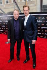 Мстители: 1365x2048 / 455 Кб