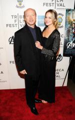 Мстители: 1287x2048 / 505 Кб