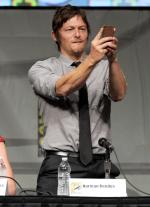 Ходячие мертвецы: 1490x2048 / 405 Кб