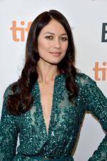 К чуду: 1361x2048 / 681 Кб