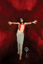 Brand X with Russell Brand: 435x653 / 34 Кб