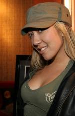 Journey from the Fall: 261x400 / 22 Кб