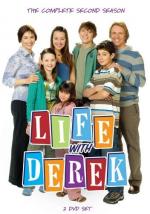 Life with Derek: 352x500 / 48 Кб
