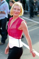 Хоббит: Нежданное путешествие: 1366x2048 / 287 Кб