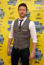 Много шума из ничего: 1408x2048 / 297 Кб