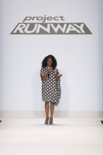 Project Runway: 480x720 / 28 Кб