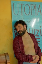 Луна над Турином: 666x1000 / 338.53 Кб