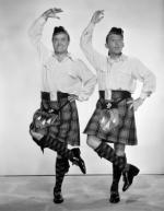 Боб Хоуп: 327x420 / 24 Кб