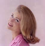 Кэндис Берген: 416x420 / 24 Кб