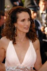 Энди МакДауэлл: 266x400 / 25 Кб