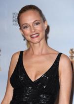 Хизер Грэм: 287x400 / 20 Кб