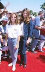 Кэти Айрленд: 250x400 / 27 Кб