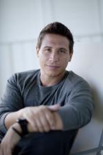 Эрик Палладино: 1365x2048 / 246 Кб