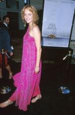 Эмбер Валлетта: 263x400 / 22 Кб