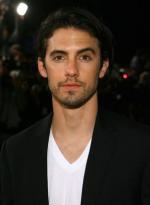 Майло Вентимилья: 294x400 / 16 Кб