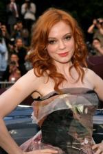 Роуз МакГоун: 267x400 / 27 Кб