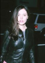 Роуз МакГоун: 285x400 / 17 Кб