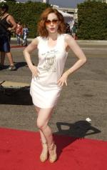 Роуз МакГоун: 253x400 / 28 Кб