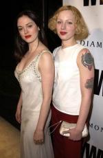 Роуз МакГоун: 261x400 / 23 Кб