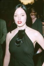 Роуз МакГоун: 266x400 / 17 Кб