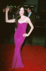 Роуз МакГоун: 260x400 / 14 Кб