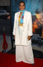 Нона Гэй: 256x400 / 23 Кб