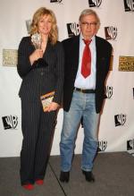 Лэрри МакМертри: 275x400 / 27 Кб