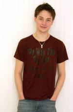 Грегори Смит: 261x400 / 16 Кб