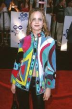 Мена Сувари: 269x400 / 24 Кб