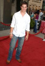 Райан Мерриман: 273x400 / 24 Кб