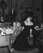 Марлен Дитрих: 362x450 / 24 Кб