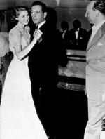 Хамфри Богарт: 342x450 / 26 Кб