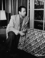 Хамфри Богарт: 355x450 / 45 Кб