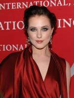 Эван Рэйчел Вуд: 305x400 / 25 Кб