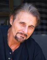 Нил Делама: 677x864 / 68 Кб