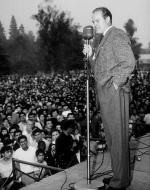 Боб Хоуп: 356x450 / 51 Кб