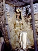 Джина Лоллобриджида: 302x400 / 41 Кб