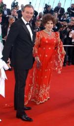 Джина Лоллобриджида: 237x400 / 26 Кб