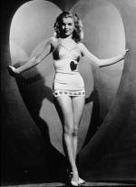 Мэрилин Монро: 330x450 / 27 Кб