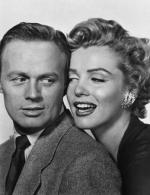 Мэрилин Монро: 347x450 / 32 Кб