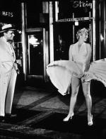 Мэрилин Монро: 345x450 / 35 Кб