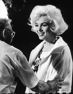Мэрилин Монро: 348x450 / 36 Кб